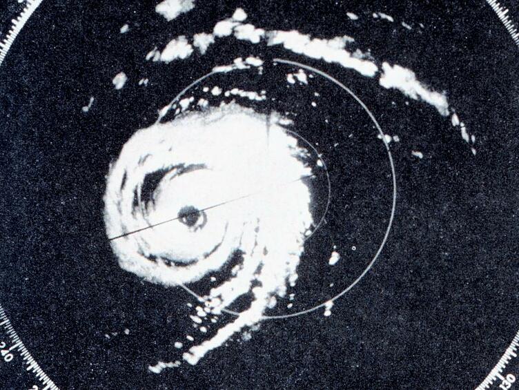 Radar de surveillance météorologique (WSR) WSR-57 affichage de l'ouragan Donna 1960