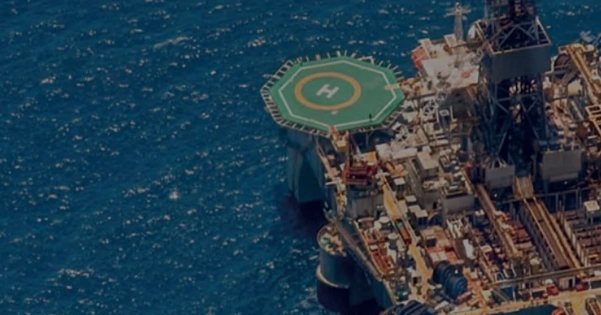 metocean services aerial oil platform view of helipad