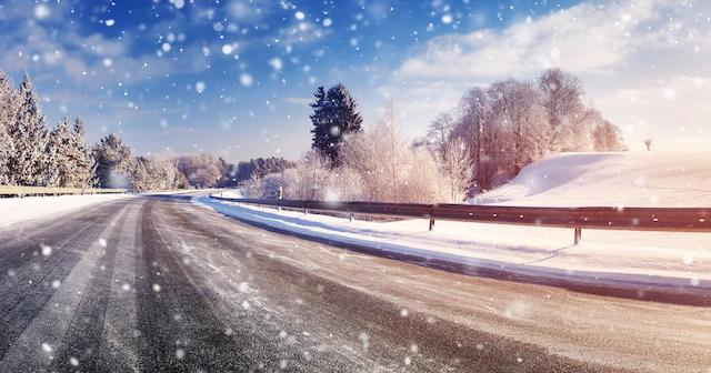 Winter road