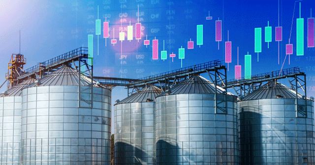 Blog Header Grain Silos with Trading Chart