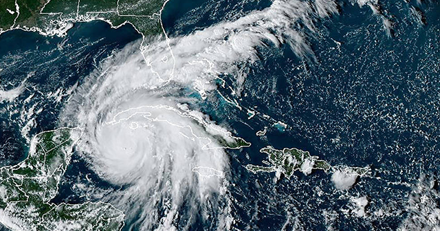 hurricane ian satellite image