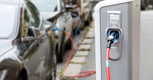 Blog header Electric car charging